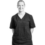 Kjersti bw noname 580x580px - Ledige timer på kort varsel Kjersti Eidstuen - Osteopat hos Kropp og Helseklinikken på Gjøvik